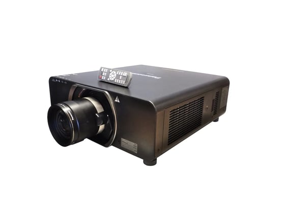 Panasonic PT-DZ10K Installaatioprojektori